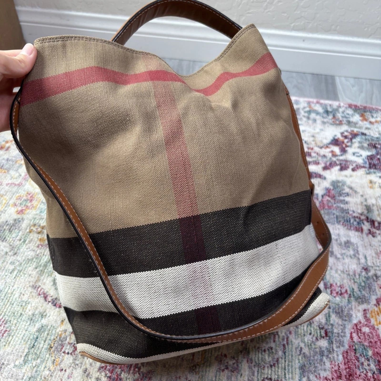 Burberry Check Canvas Bucket Bag – Beige Classic Nova Check – Vintage Shoulder Tote - Image 1
