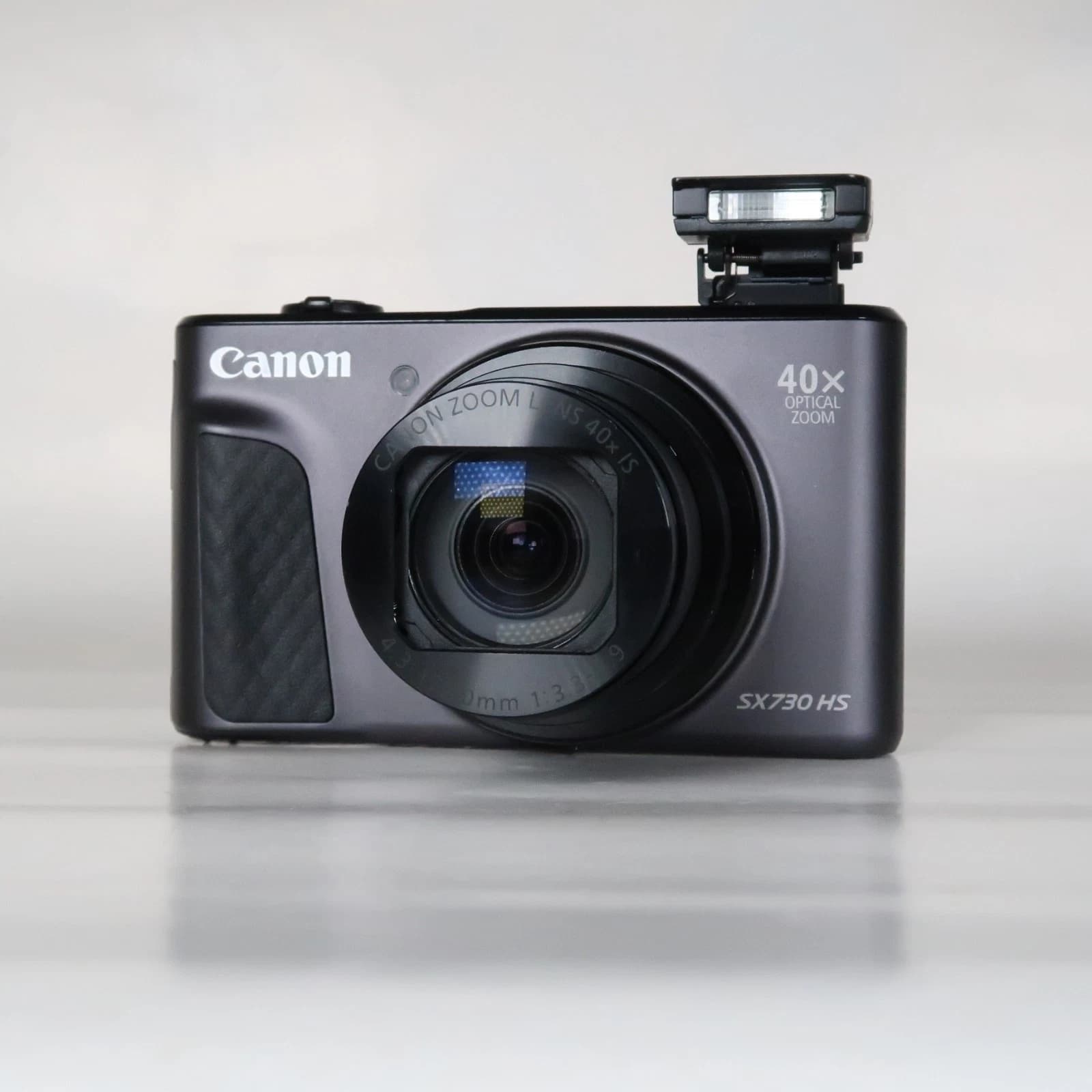 Canon Powershot SX730 HS Digital Camera Black 20.3MP, 40X, Case, SD - Image 1