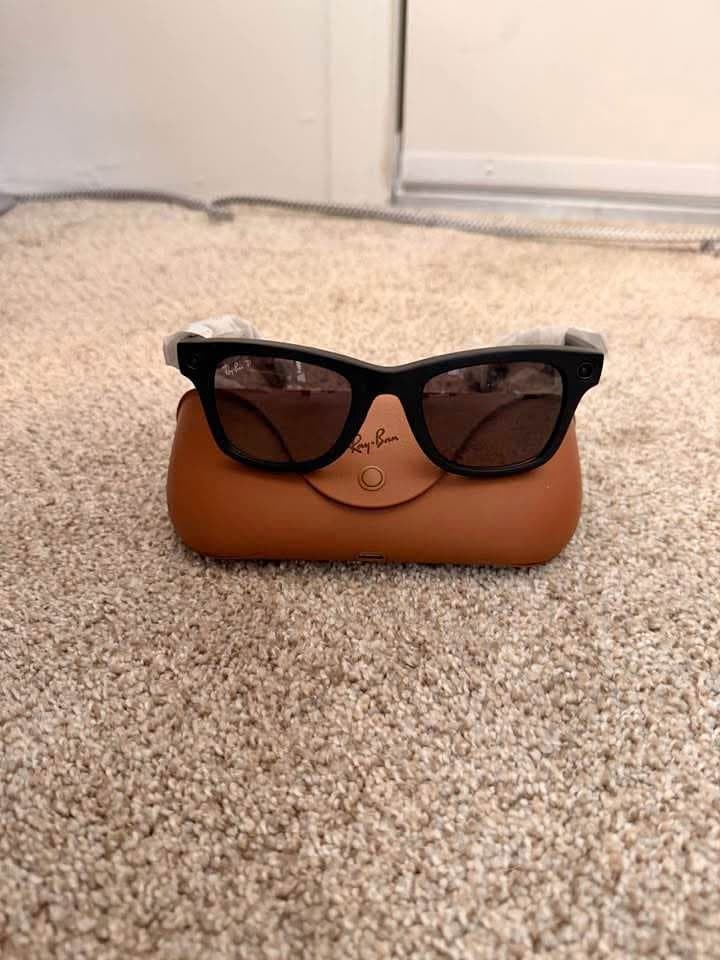 Ray-Ban Meta Wayfarer RW4006 Gen 1 Smart Glasses โ Matte Black - Image 1