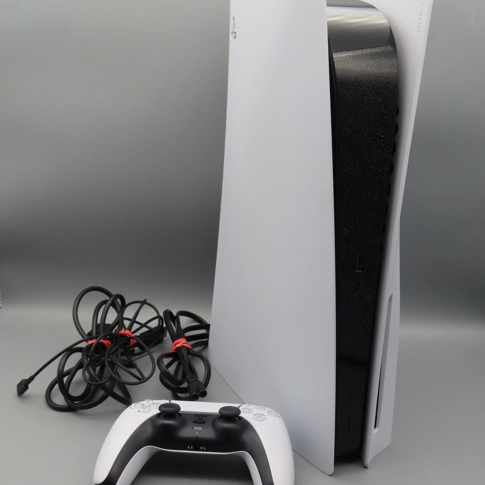 Sony PlayStation 5 PS5 Disc Drive Edition White Console CFI-1215A and Controller - Image 1